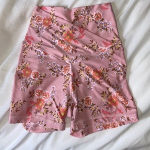 Aerie 4” Floral Crossover Biker shorts